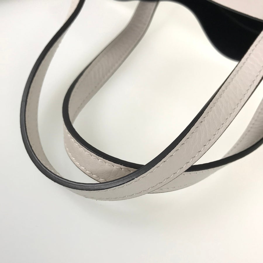 バレンシアガ トートバッグ