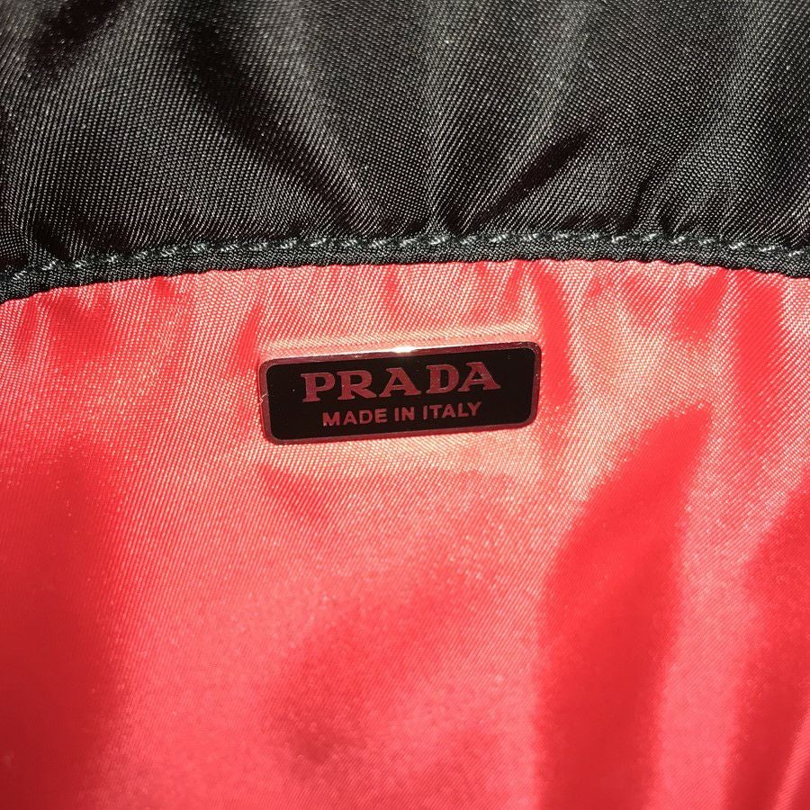 プラダ ハンドバッグ