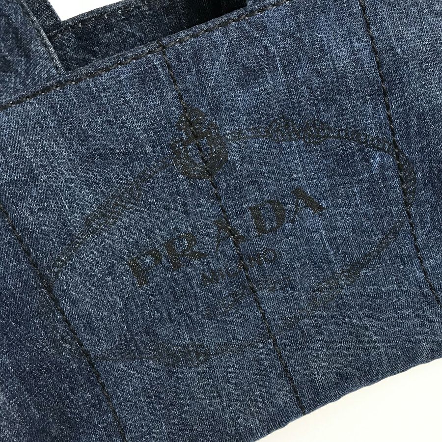 プラダ トートバッグ