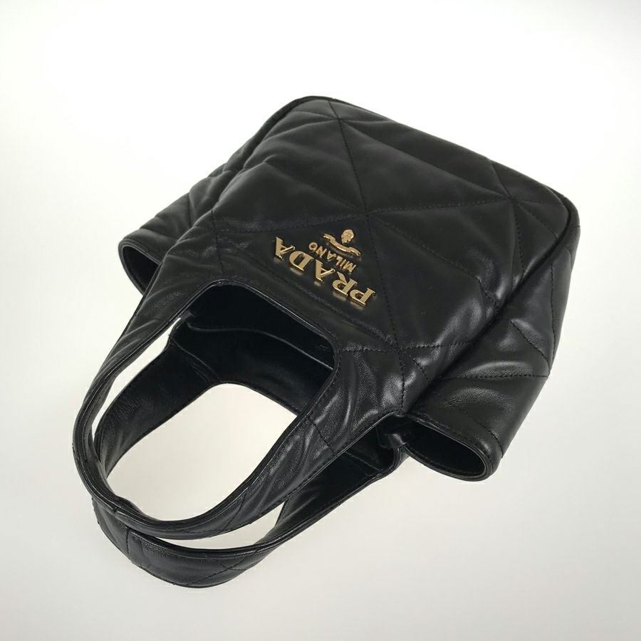 プラダ ハンドバッグ