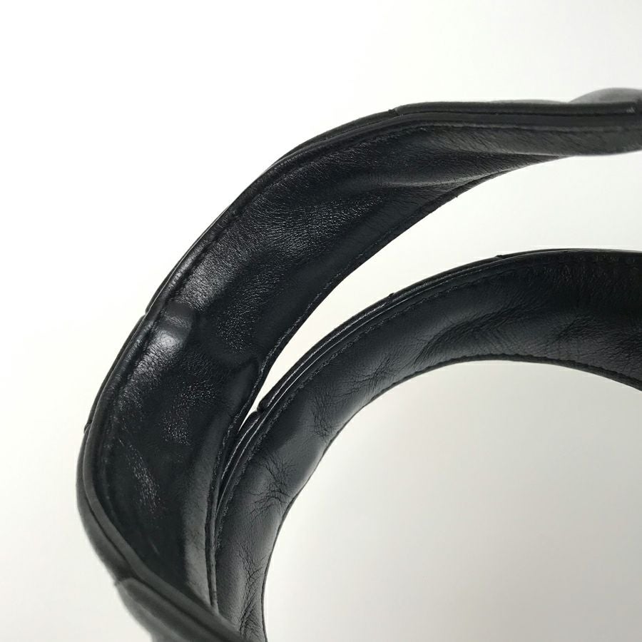 プラダ ハンドバッグ