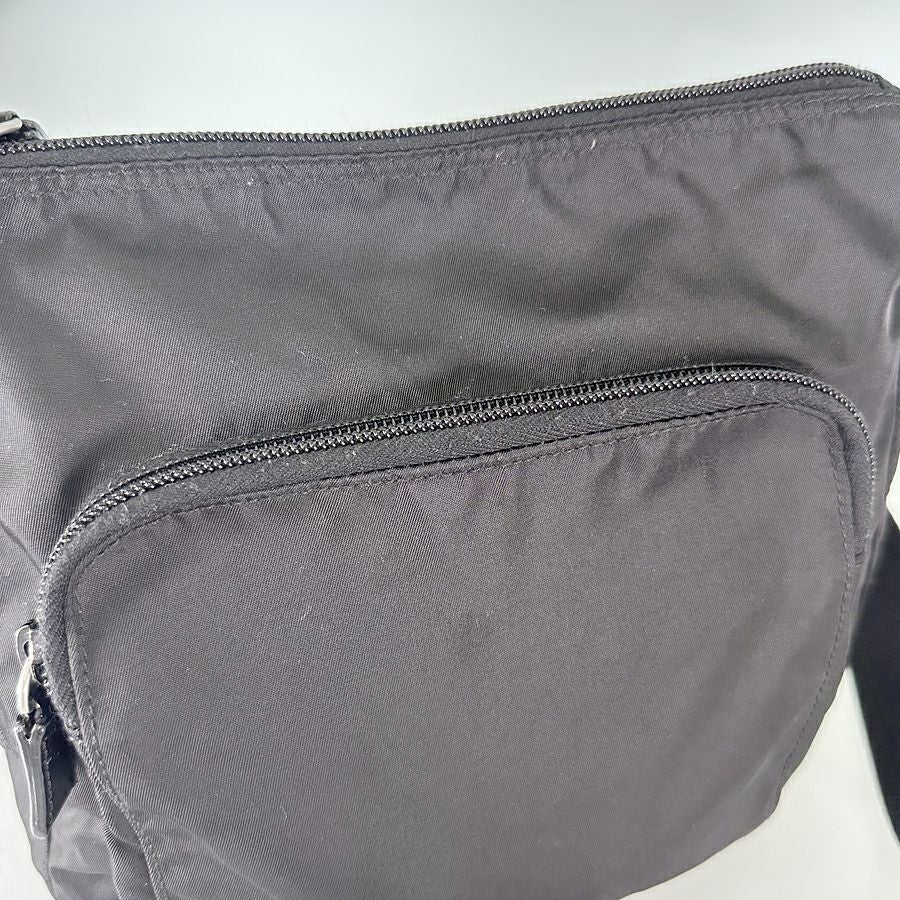 プラダ ショルダーバッグ