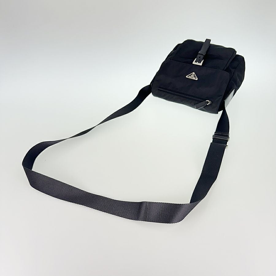 プラダ ショルダーバッグ