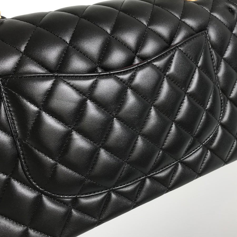 シャネル ショルダーバッグ