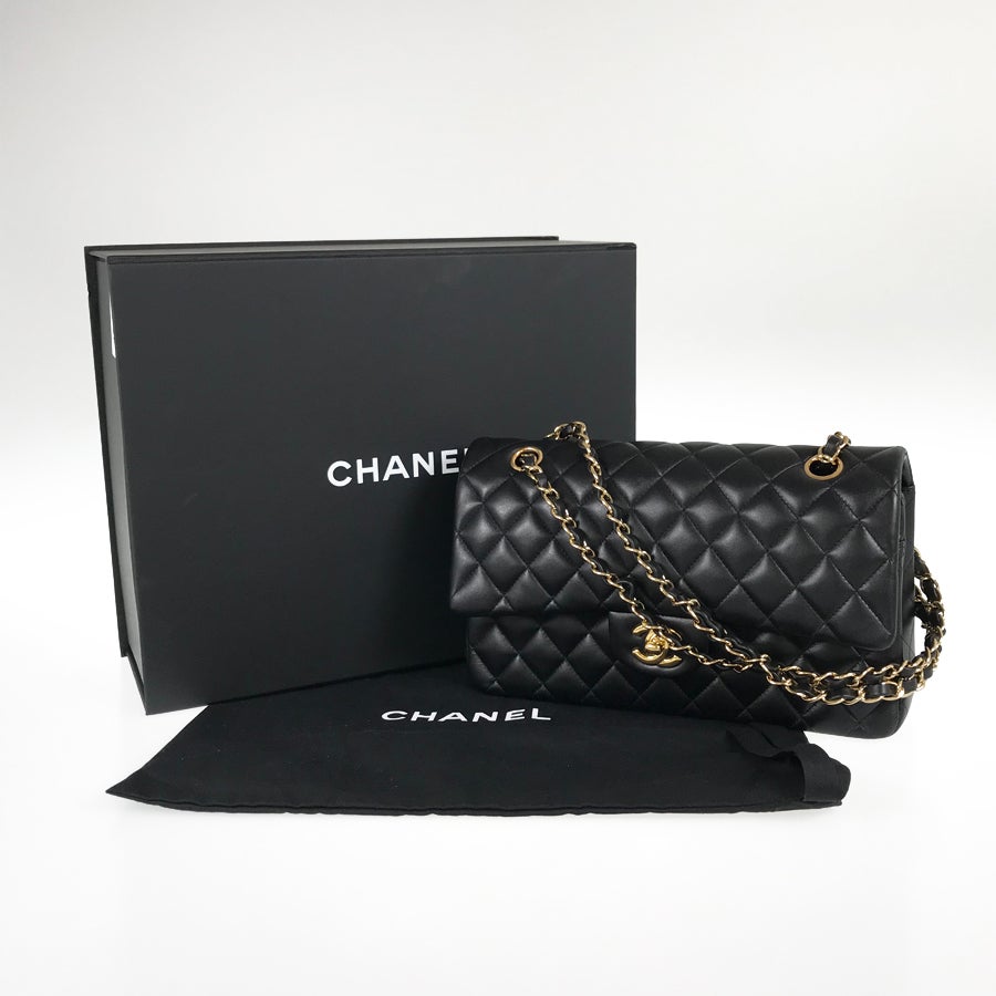 シャネル ショルダーバッグ