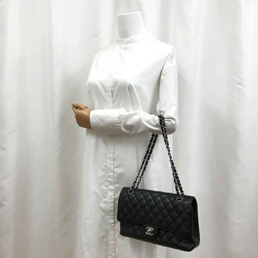 シャネル ショルダーバッグ