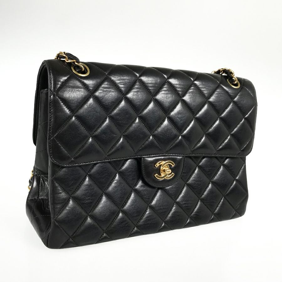 シャネル ショルダーバッグ