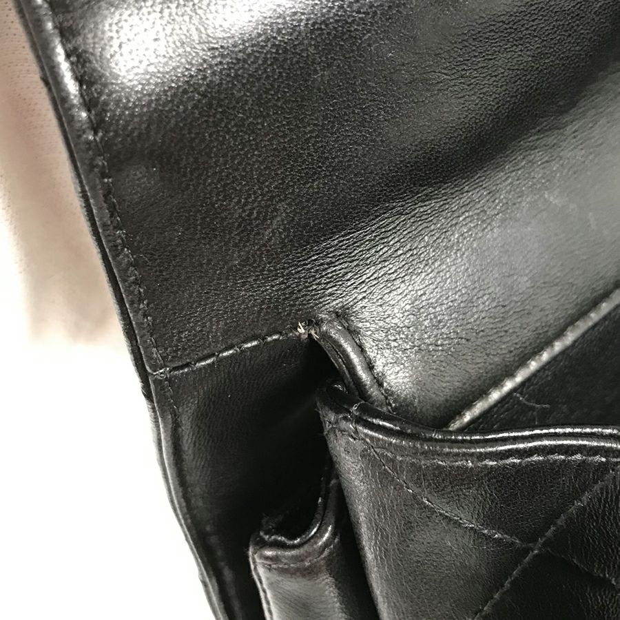 シャネル ショルダーバッグ