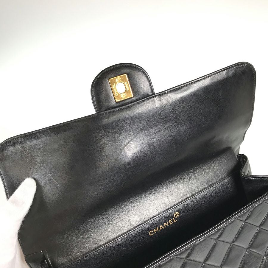 シャネル ショルダーバッグ