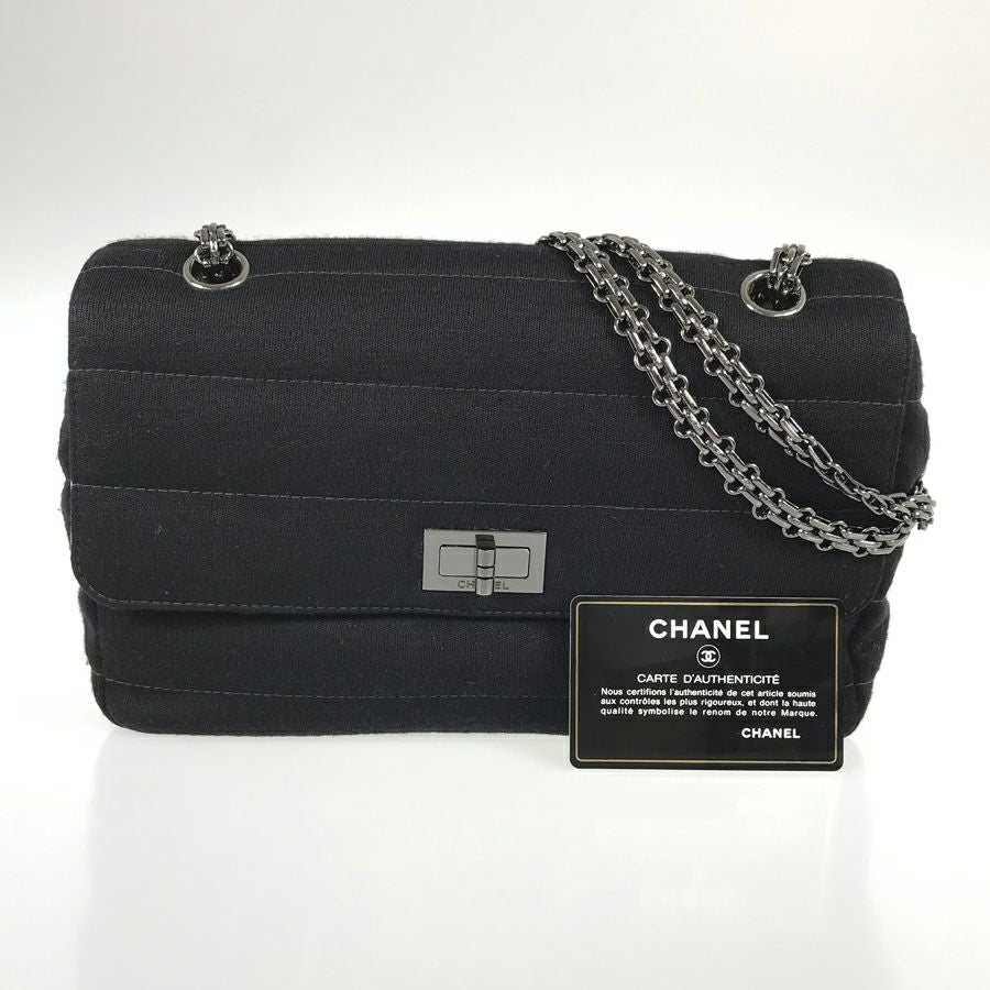 シャネル ショルダーバッグ