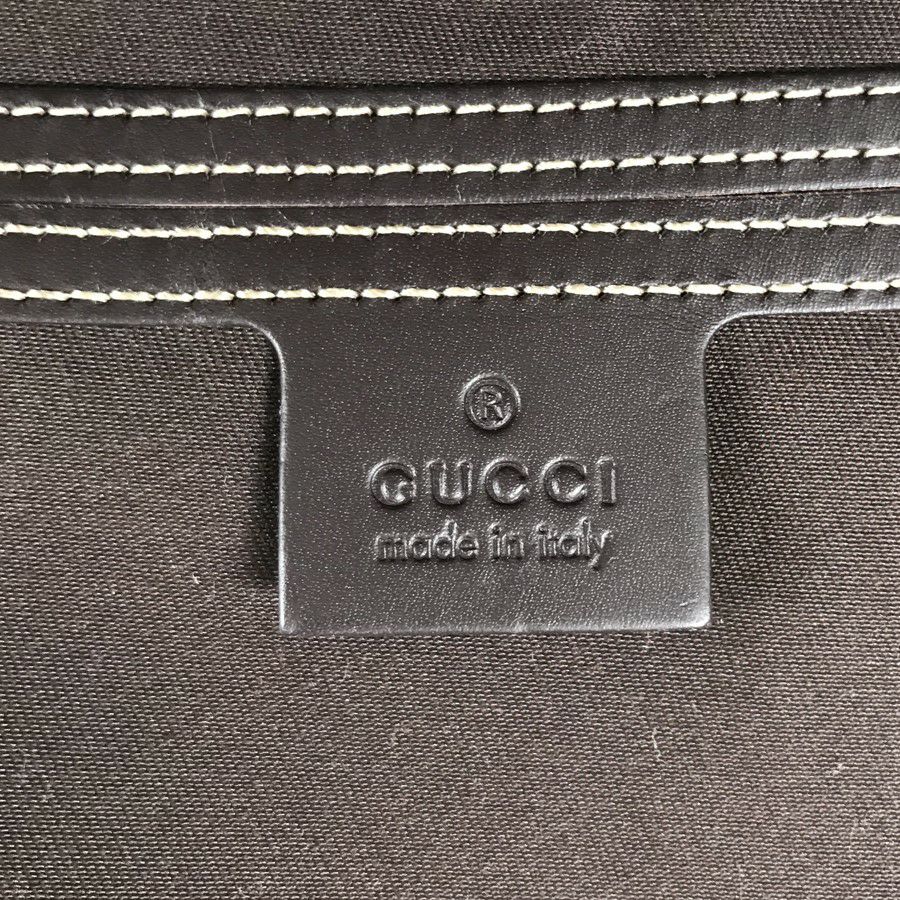 グッチ ショルダーバッグ