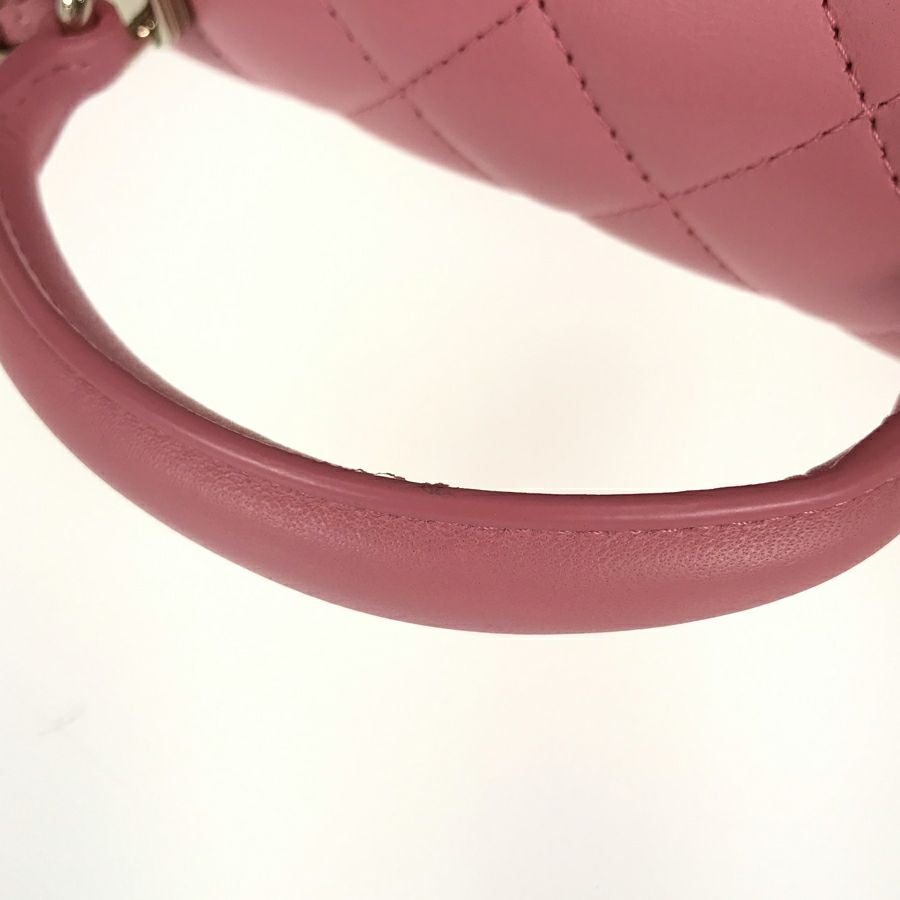 シャネル ショルダーバッグ