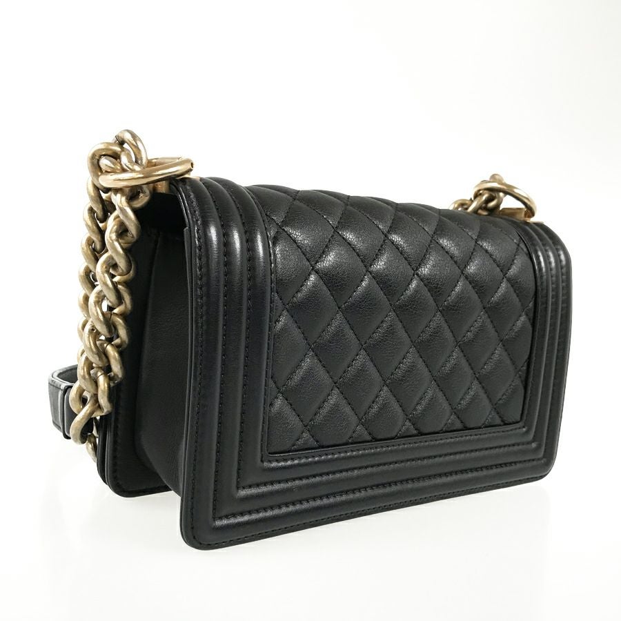 シャネル ショルダーバッグ