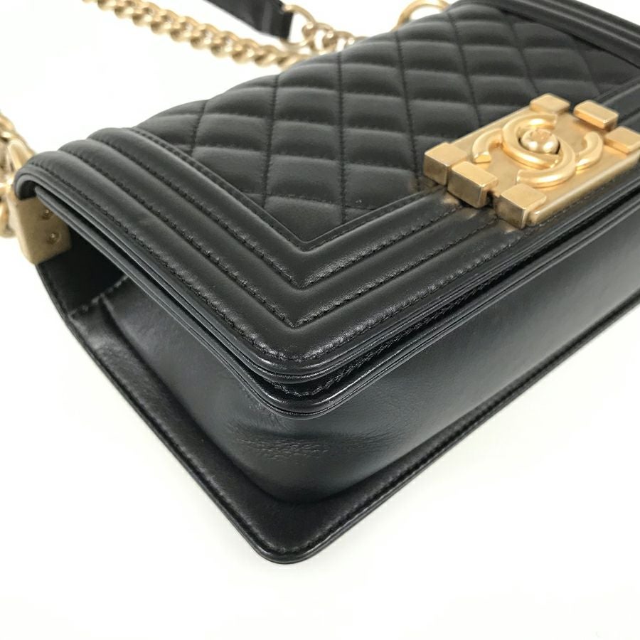 シャネル ショルダーバッグ