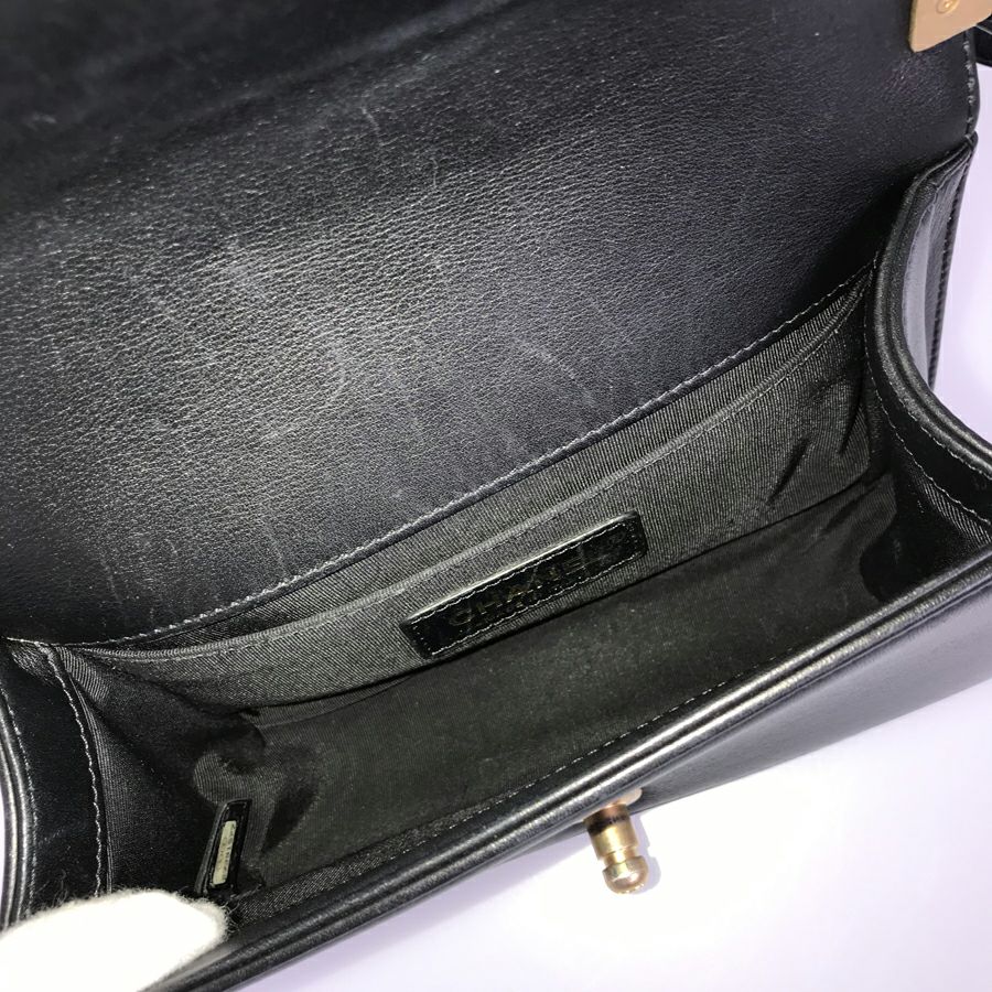 シャネル ショルダーバッグ