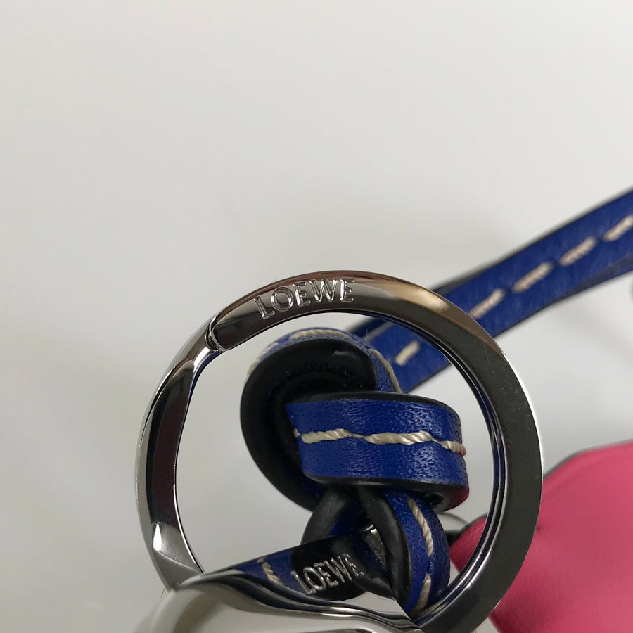 ロエベ キーホルダー