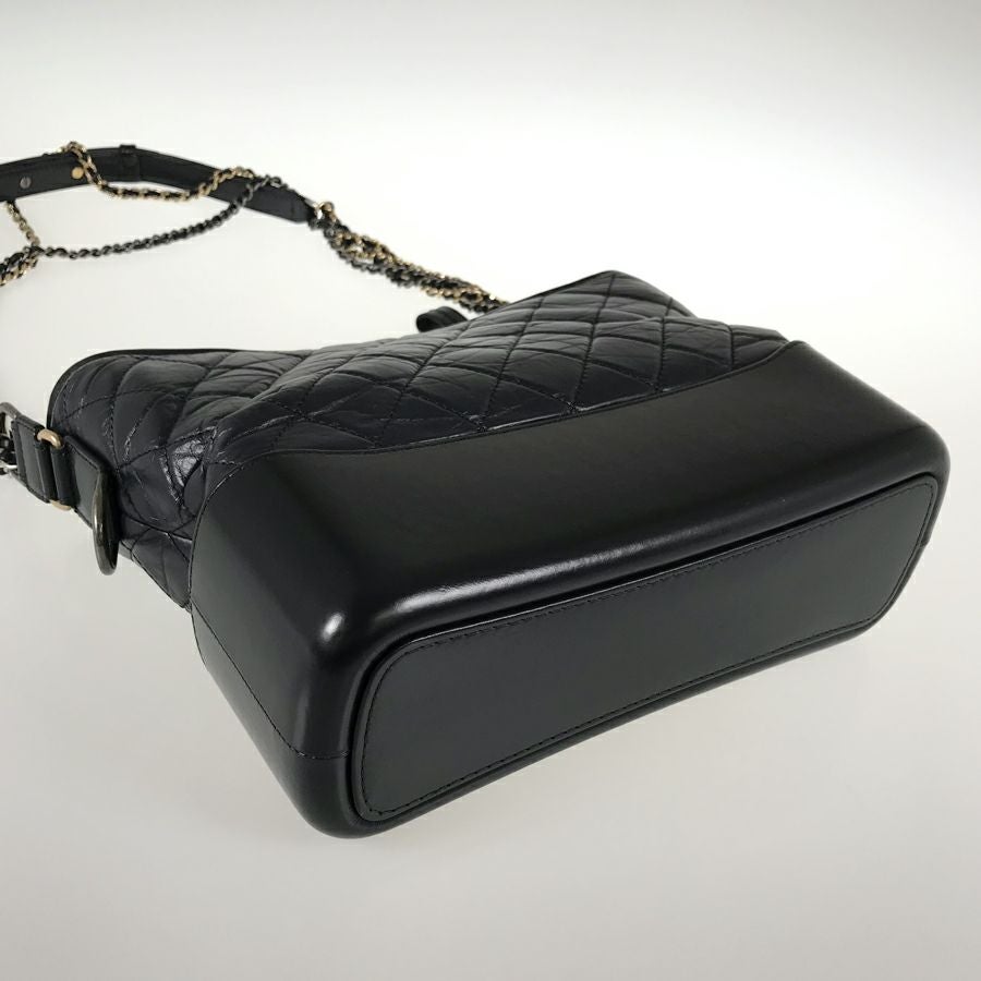 シャネル ショルダーバッグ