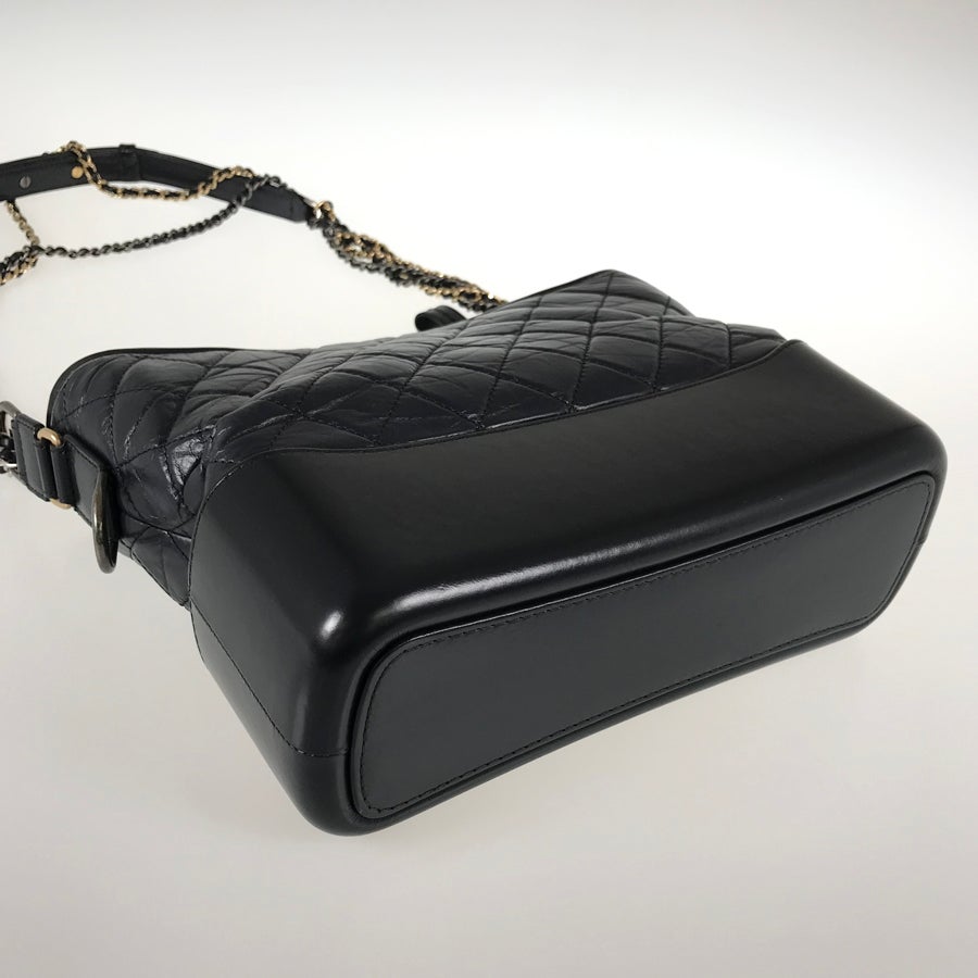 シャネル ショルダーバッグ