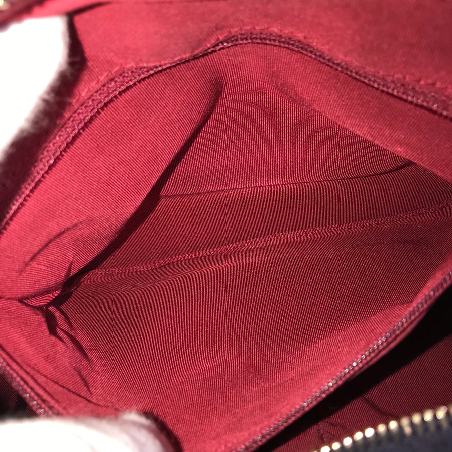 シャネル ショルダーバッグ