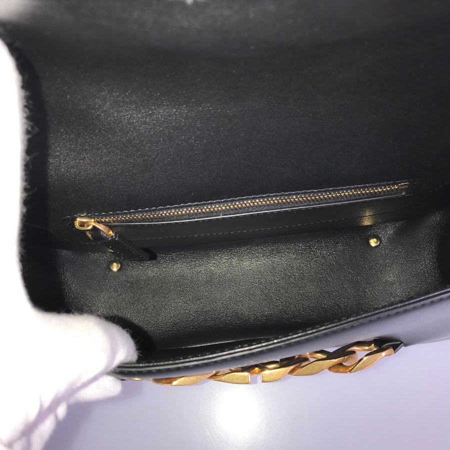 ヴァレンティノ ガラヴァーニ ショルダーバッグ