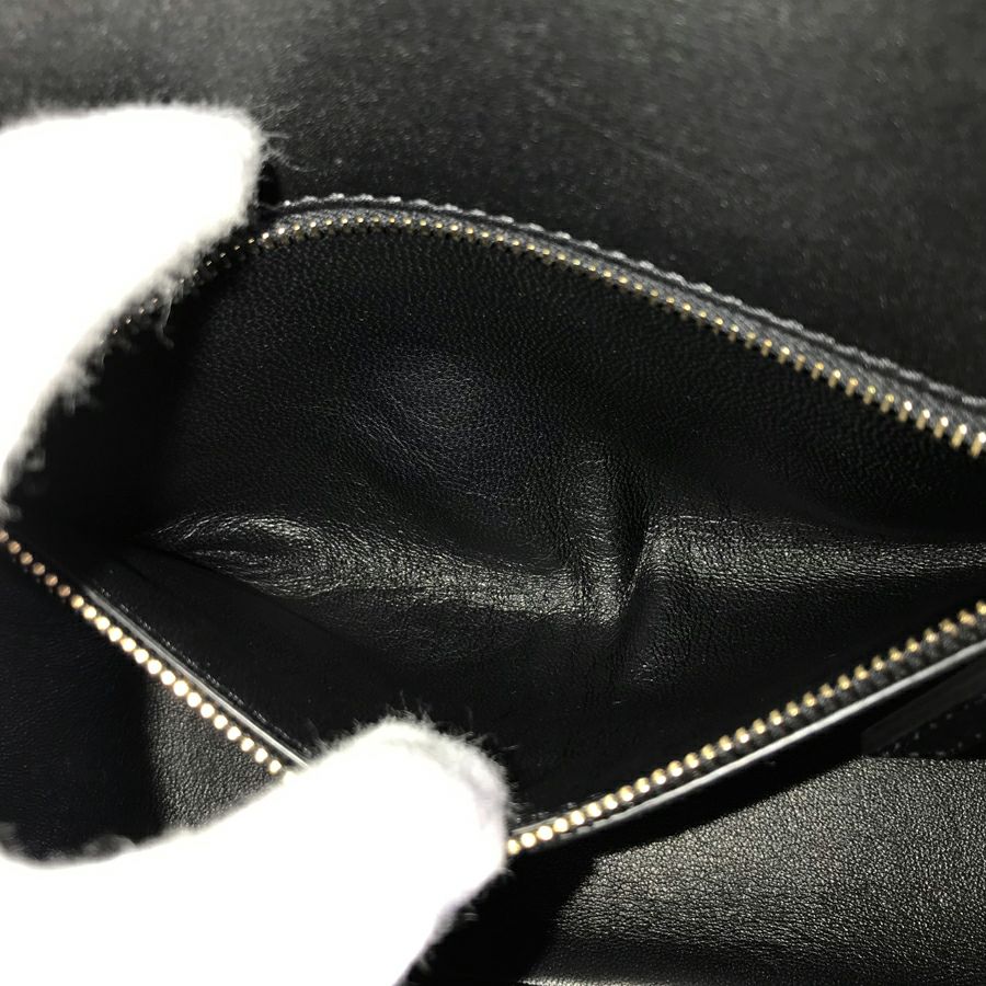 ヴァレンティノ ガラヴァーニ ショルダーバッグ