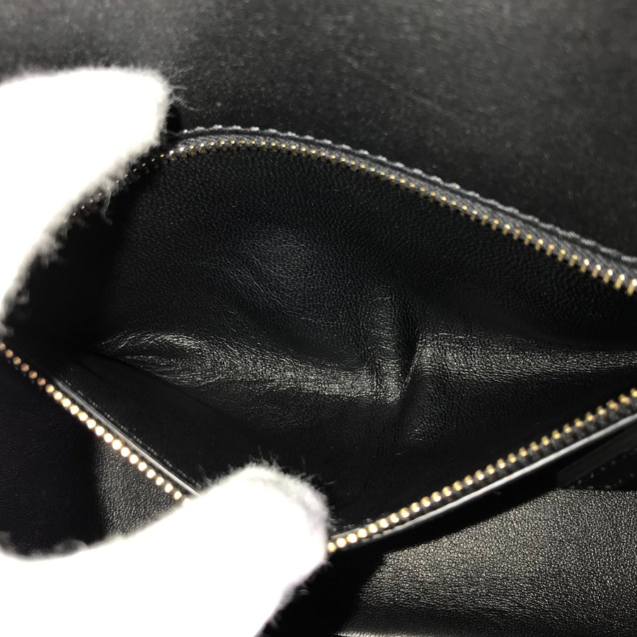 ヴァレンティノ ガラヴァーニ ショルダーバッグ