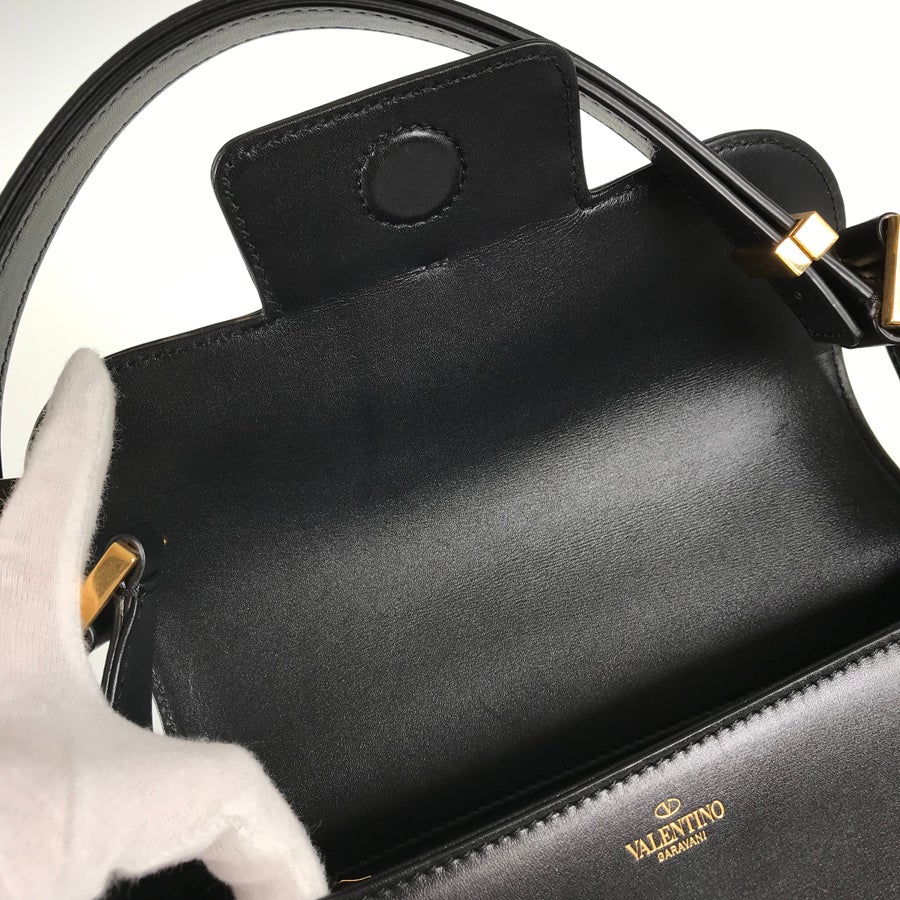 ヴァレンティノ ガラヴァーニ ショルダーバッグ