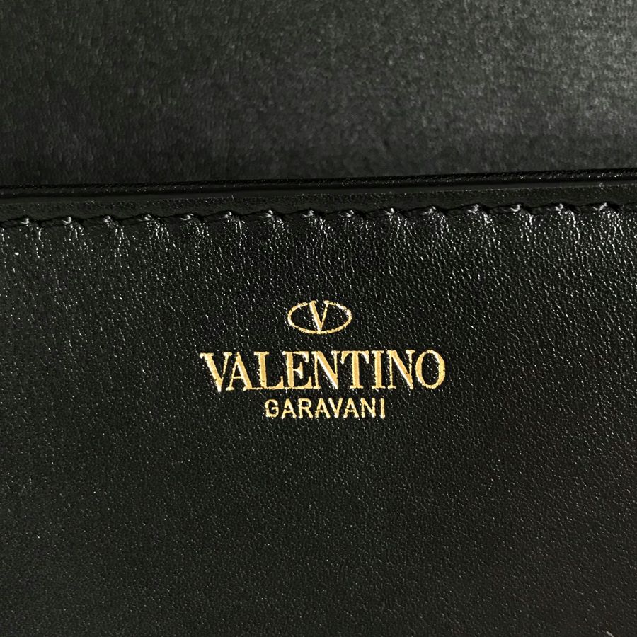 ヴァレンティノ ガラヴァーニ ショルダーバッグ