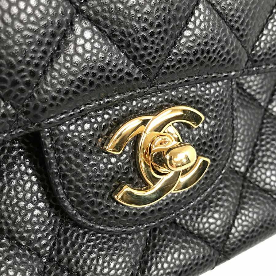 シャネル ショルダーバッグ