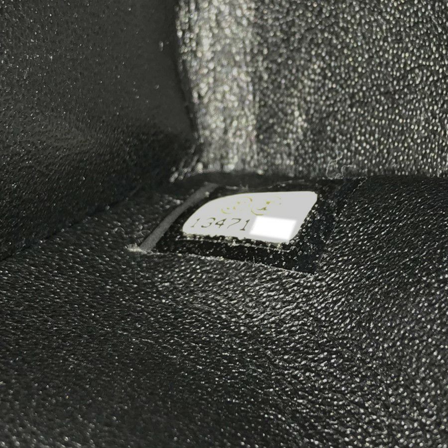 シャネル ショルダーバッグ