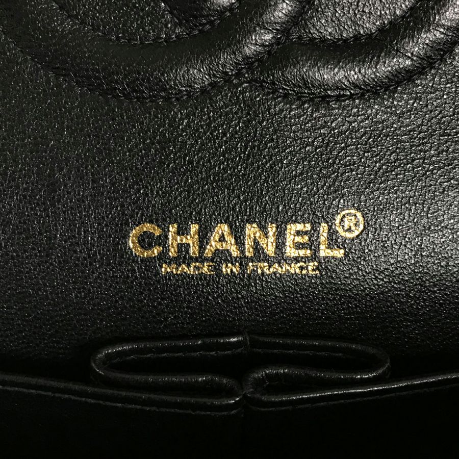 シャネル ショルダーバッグ