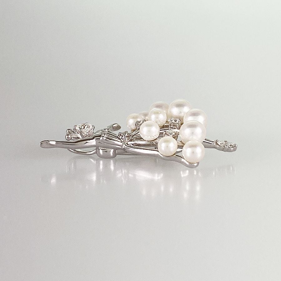 タサキ ブローチ