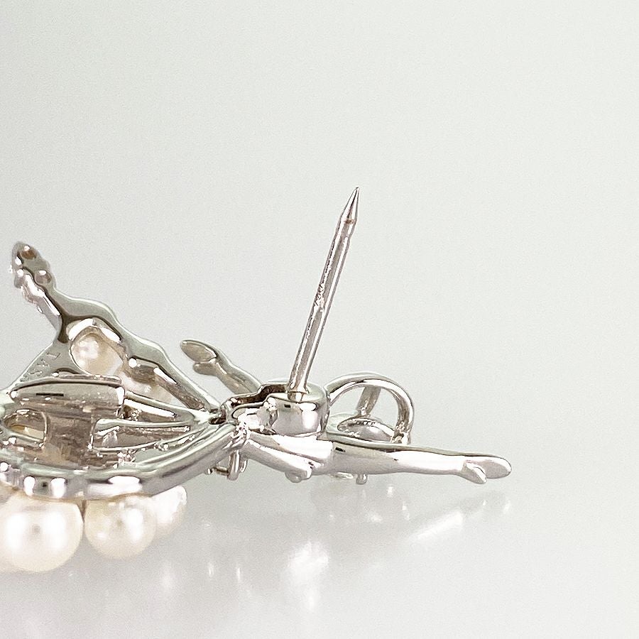 タサキ ブローチ