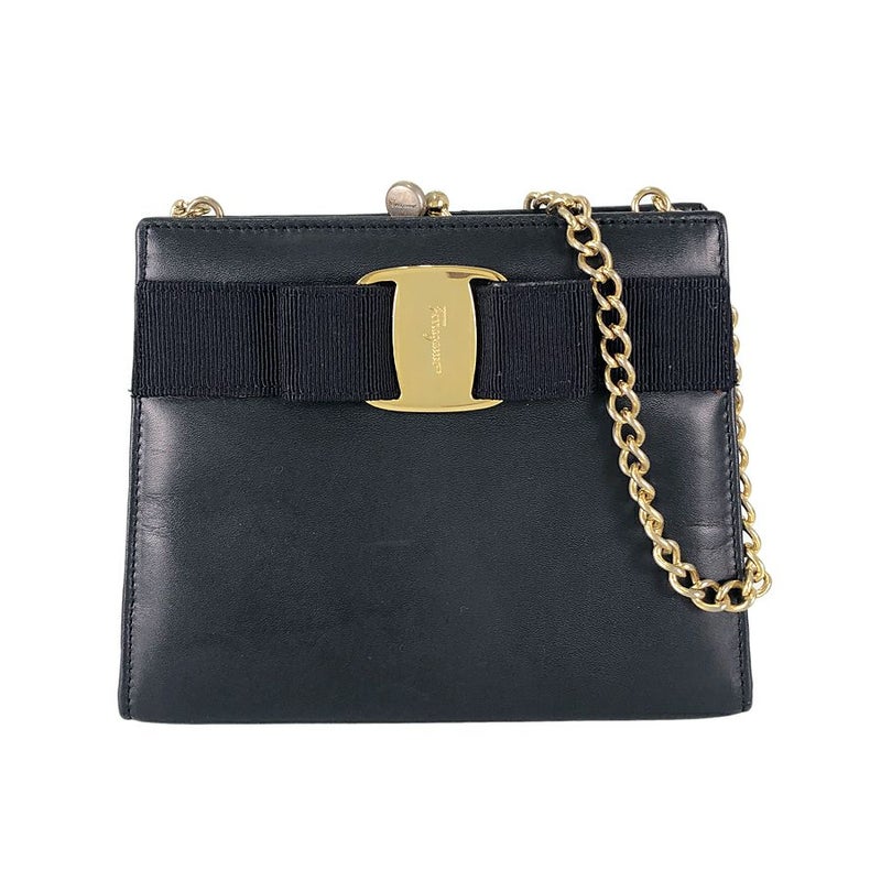 サルヴァトーレフェラガモ ショルダーバッグ