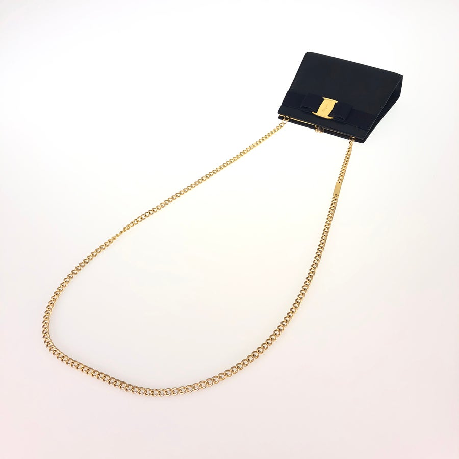 サルヴァトーレフェラガモ ショルダーバッグ